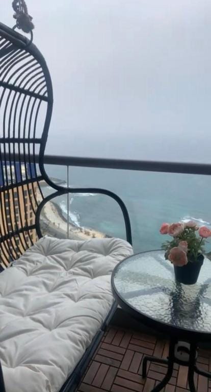 studio with beach view ( apartment )  Apartment in Jeddah
