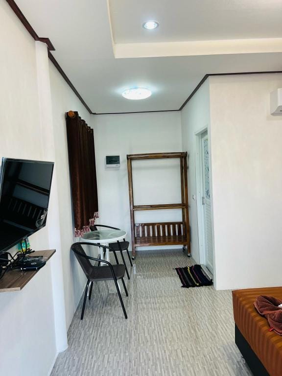 The Tutor Resort Vacation rental in Laos