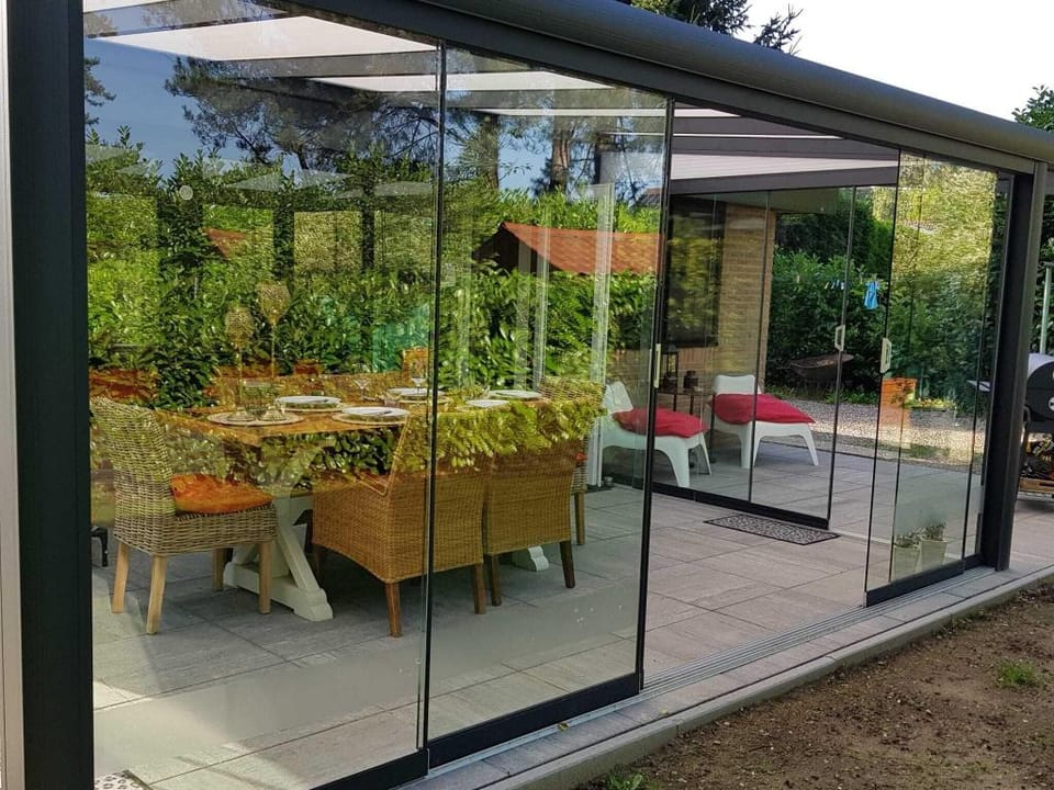 Bright Holiday Home in Lanaken near Lake with Garden Vacation rental in Limburg (province)