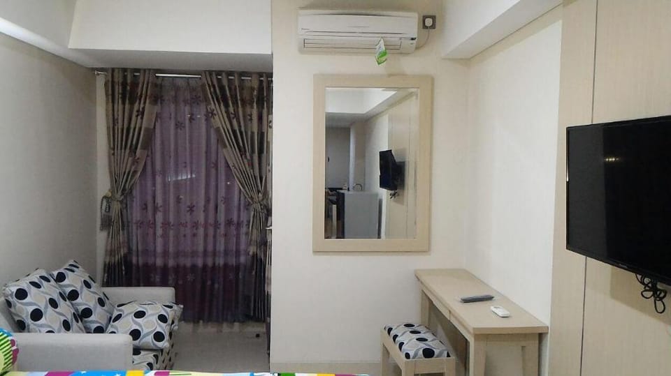 W/R RESIDENCE WARHOL APARTMENT SIMPANG 5 SEMARANG Apartment in Indonesia