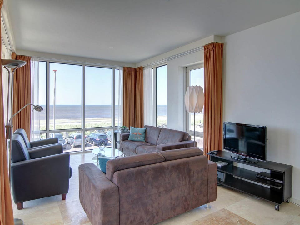Apartment by the Beach with Sea Views Apartment in Egmond aan Zee