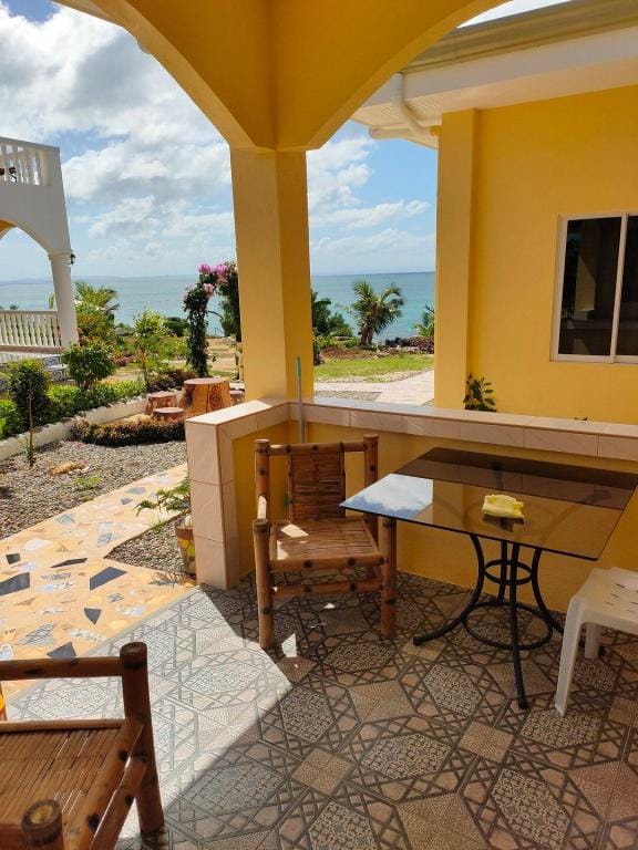 The Ivory Castle Annex 2 Vacation rental in Central Visayas