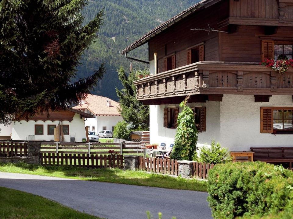 Apartment in Austria with Mountain Views Apartment in Trentino-South Tyrol