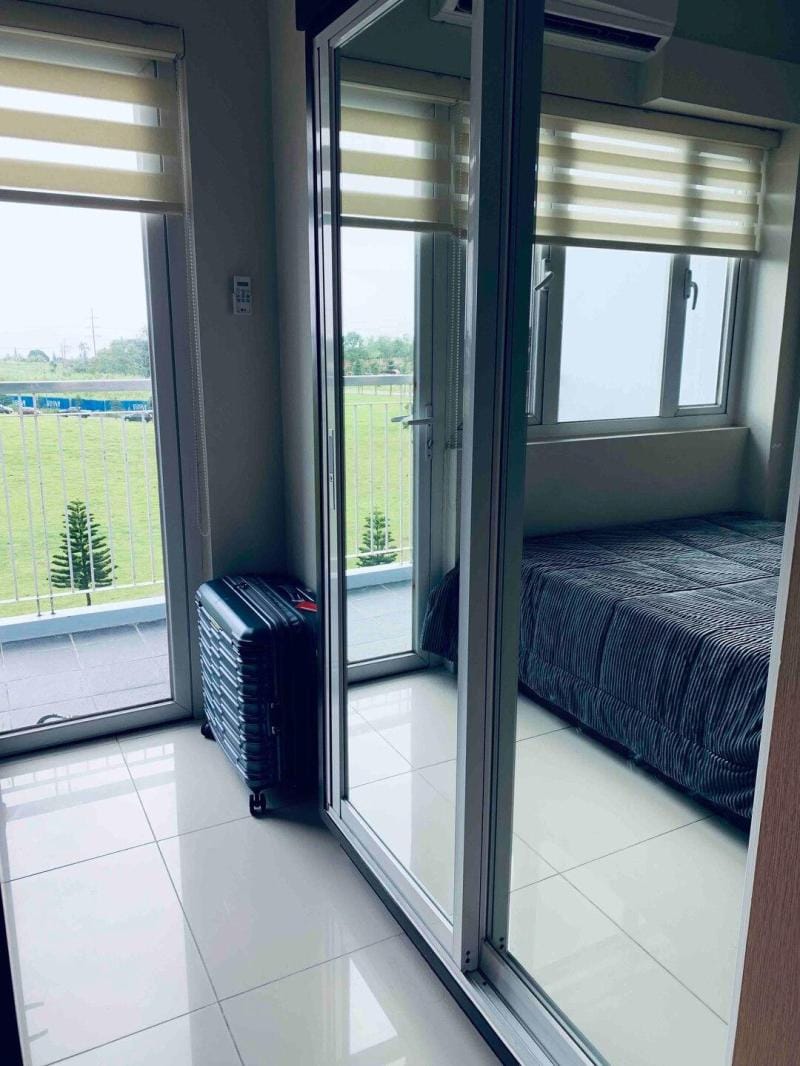 Morning Brews and Open Views Everest06 Apartment in Tagaytay