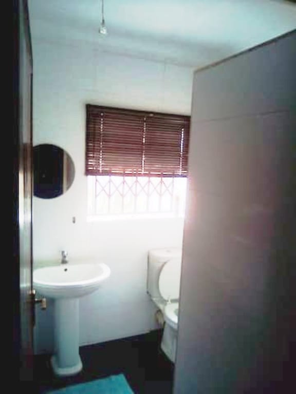 Stylish apartment in the heart of Roodepoortt Vacation rental in Roodepoort
