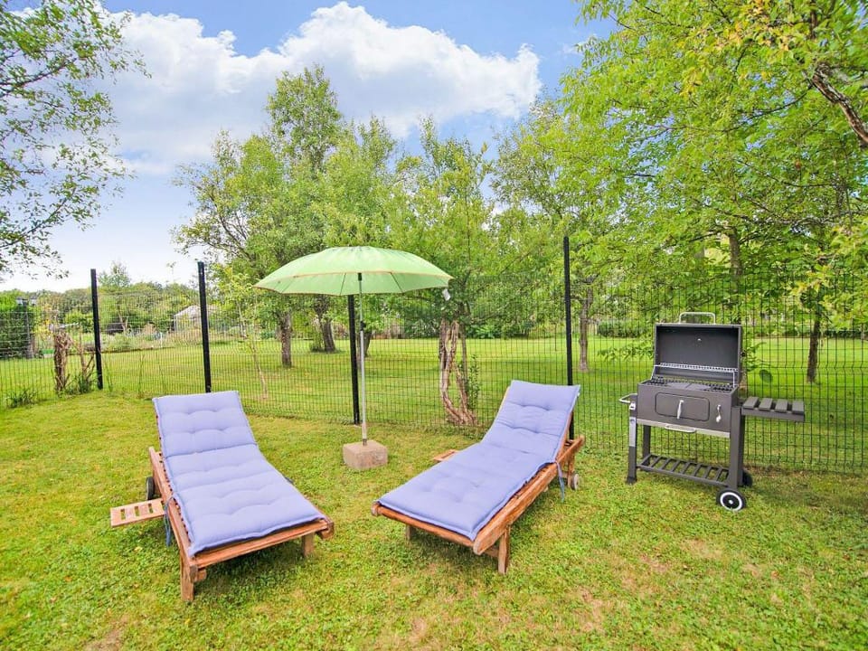 Charming Stay Near Forests Apartment in Wallonia, Belgium