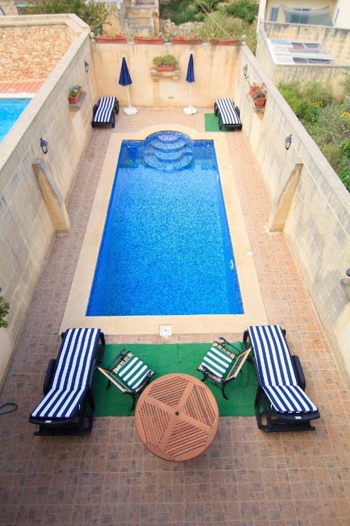 Ta' Bejza Holiday Home - Xewkija Gozo Vacation rental in Malta