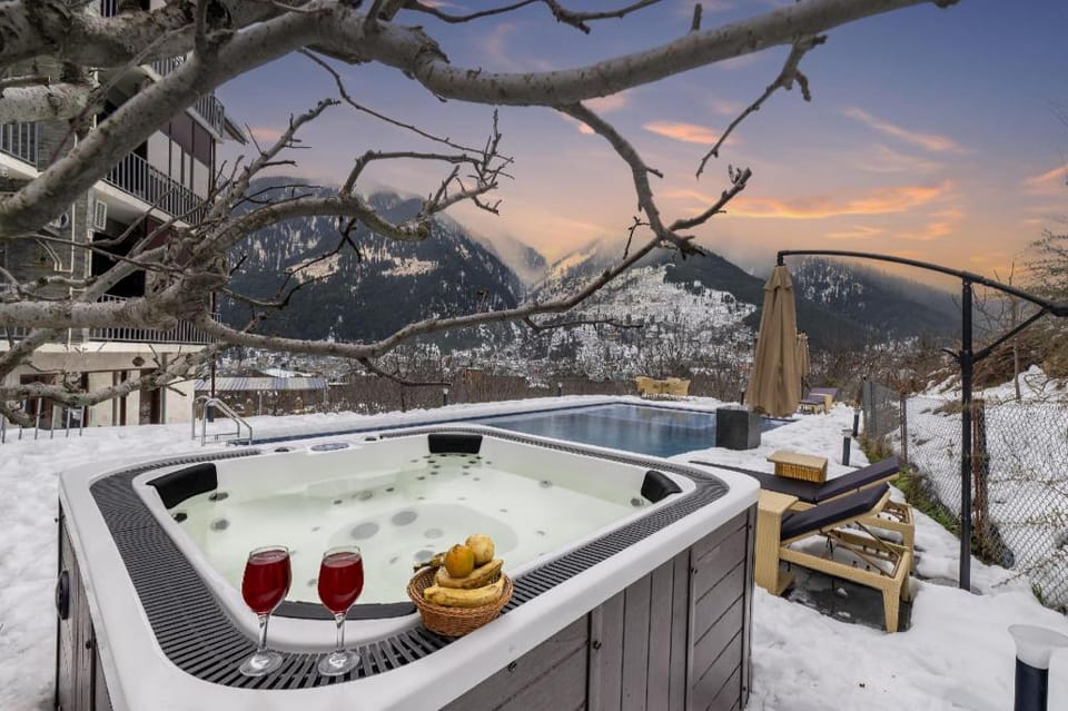 Echor Himalayan Aurum Manali Resort in Manali