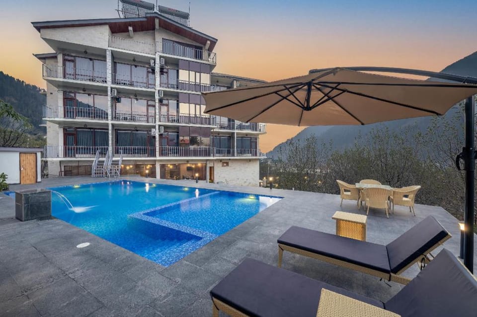 Echor Himalayan Aurum Manali Resort in Manali