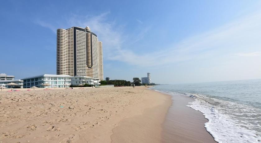 The Energy Seaside Huahin by PP Apartment in Thailand