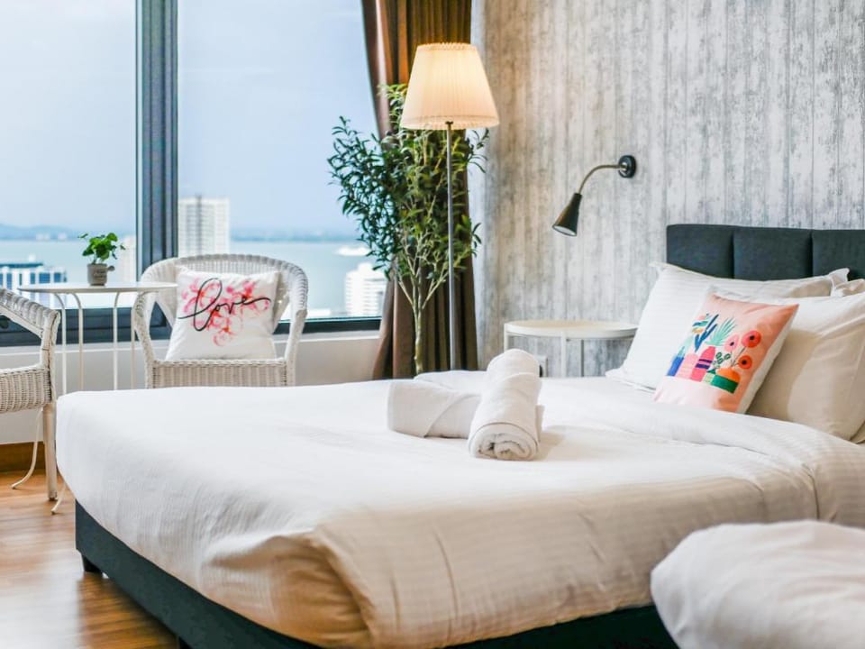 Starlit Cityview Studio#4pax#218Macalister Apartment in George Town