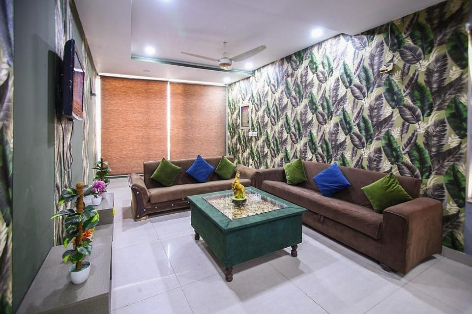 Two Bedroom Private Apartment near DHA & Airport. Apartment in Lahore
