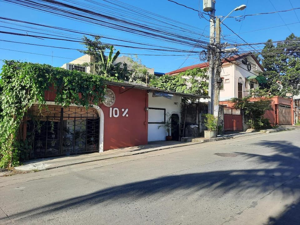 Affordable 1BR Staycation in Quezon City Vacation rental in Quezon City