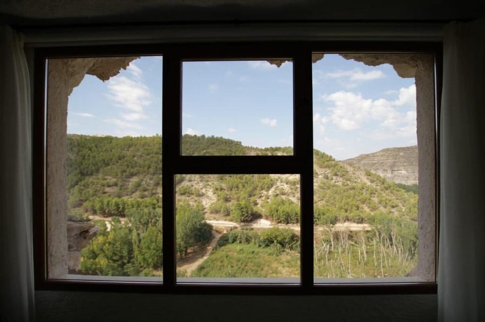 Casa túnel Nido de Águilas Vacation rental in Alcalá del Júcar