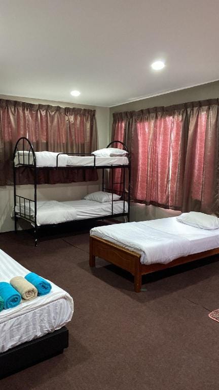 Penginapan faz tepi sungai Vacation rental in Terengganu, Malaysia