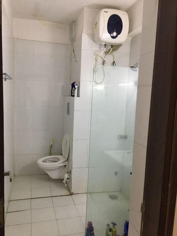 Lovely 1 bedroomed apartment in a green compound. Apartment in Rishikesh