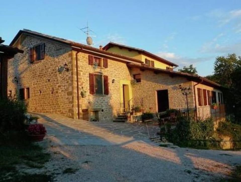 Cottage in Marche near Ski Slopes Vacation rental in Umbria