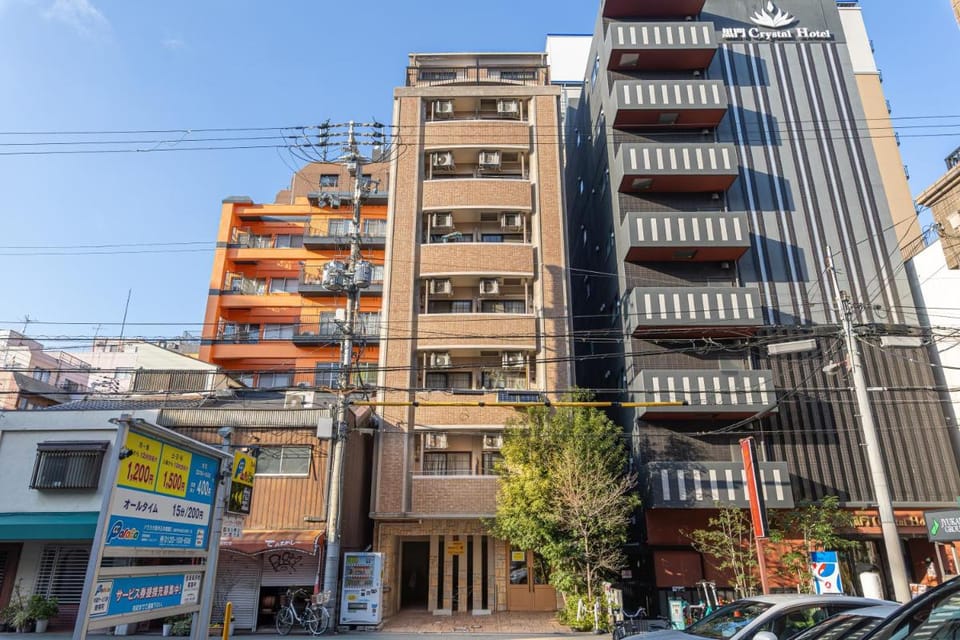 KUROMON Royal Apartment in Osaka