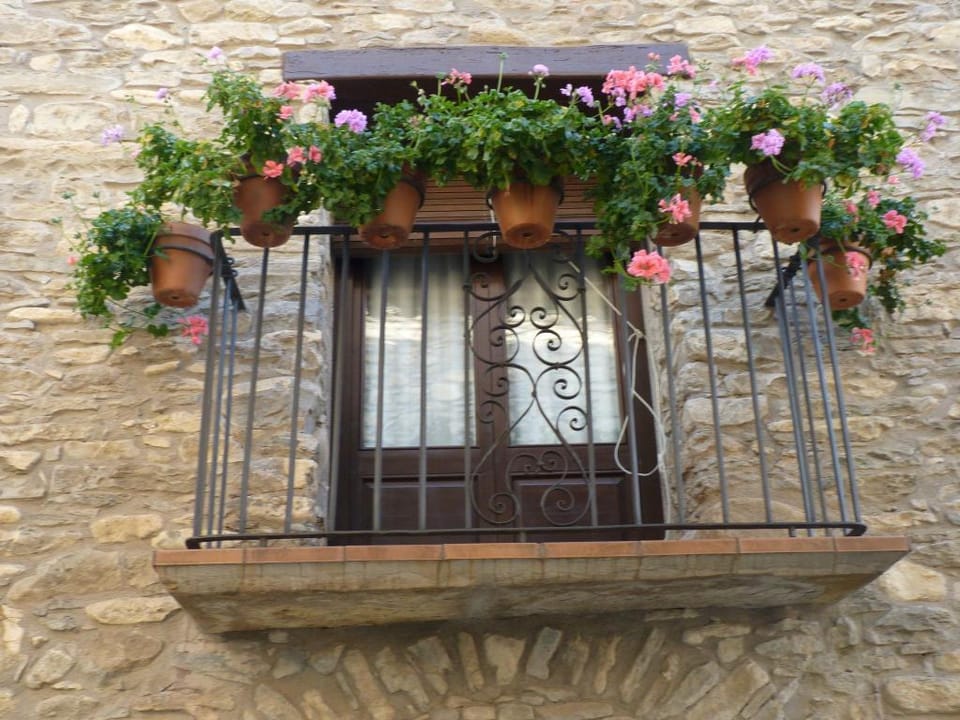 Belvilla by OYO Casa Vella Vacation rental in Aragon