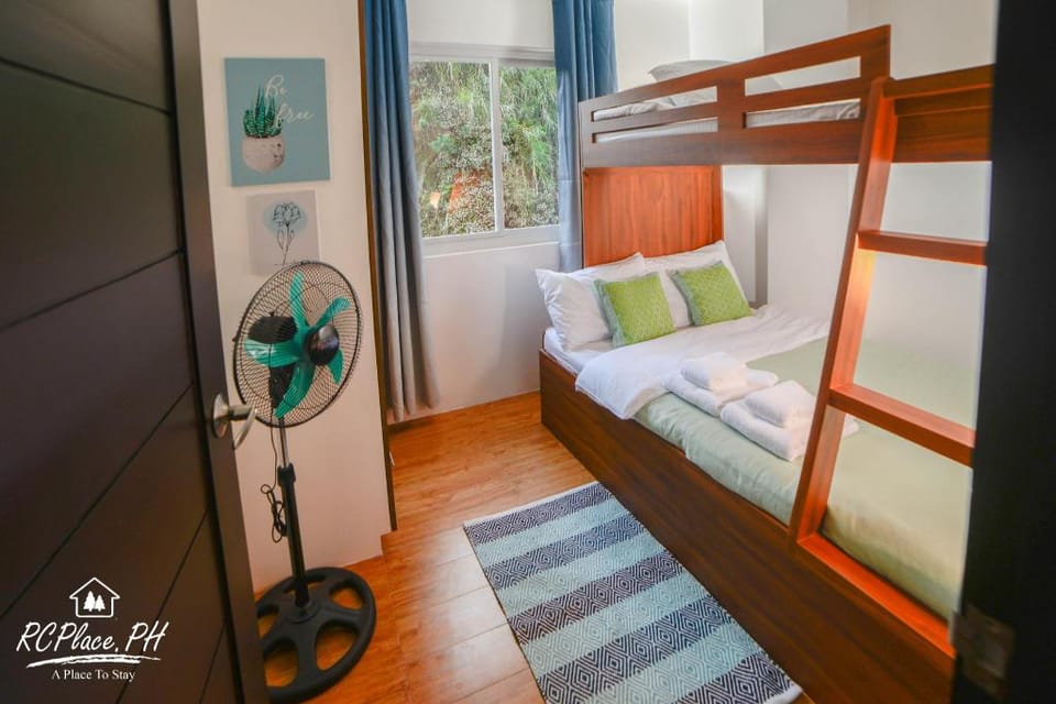 RCPlace @ The Courtyards w/ Netlfix DOT Certiifed Apartment in Baguio