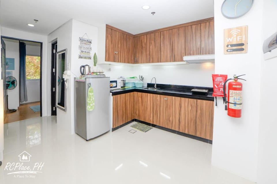 RCPlace @ The Courtyards w/ Netlfix DOT Certiifed Apartment in Baguio