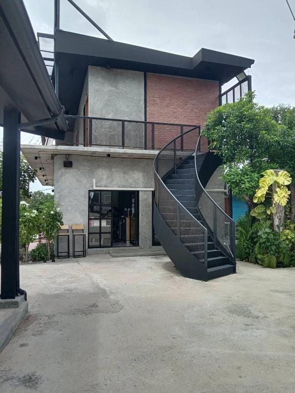 VELA Riverview Apartment in Laos