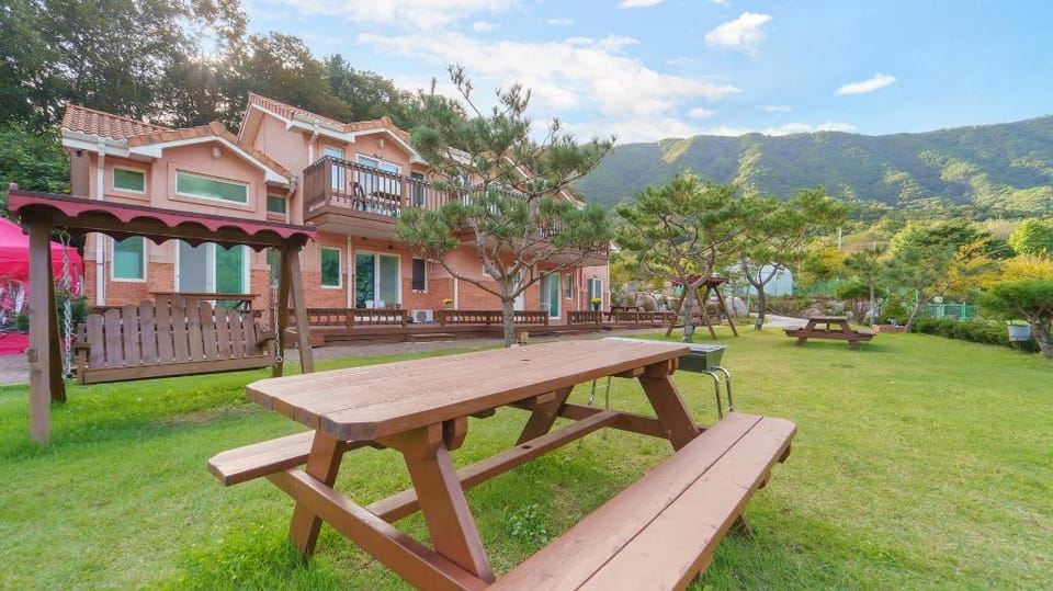 Pocheon Swimpyo Pension Bed and Breakfast in Gyeonggi-do