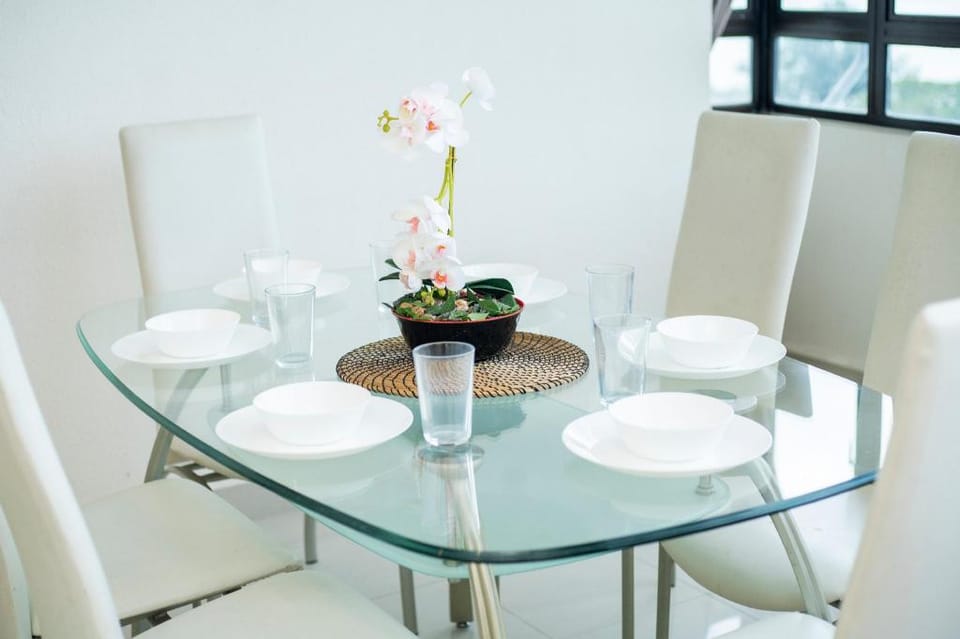 SRI SAYANG SEAVIEW HOLIDAY HOME @ FERRINGHI Apartment in Batu Ferringhi, Penang, Malaysia
