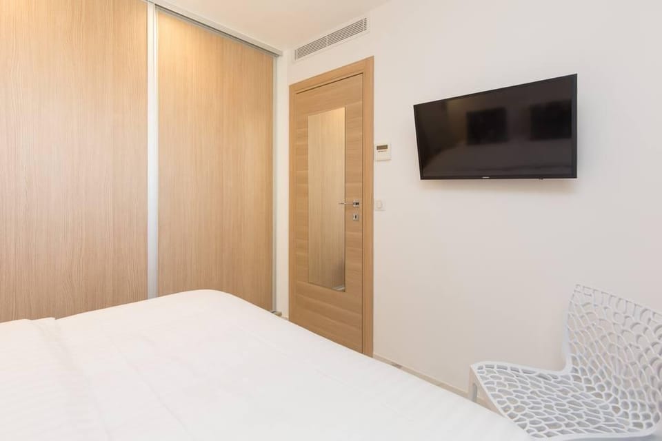 Brand new 2 bedrooms next to Croisette ! Apartment in Cannes