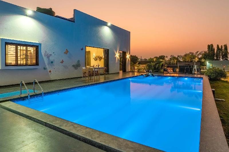 StayVista's Le Bon Horizon - Hillside Elegance Villa in Maharashtra