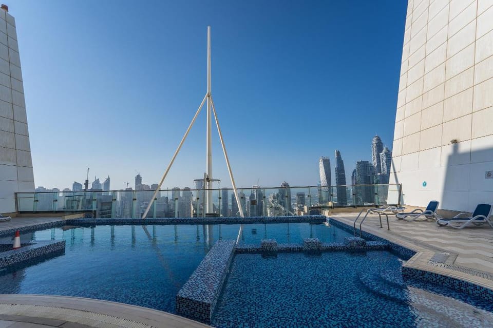 Spacious Apartment Close to Dubai Marina Walk Apartment in Dubai