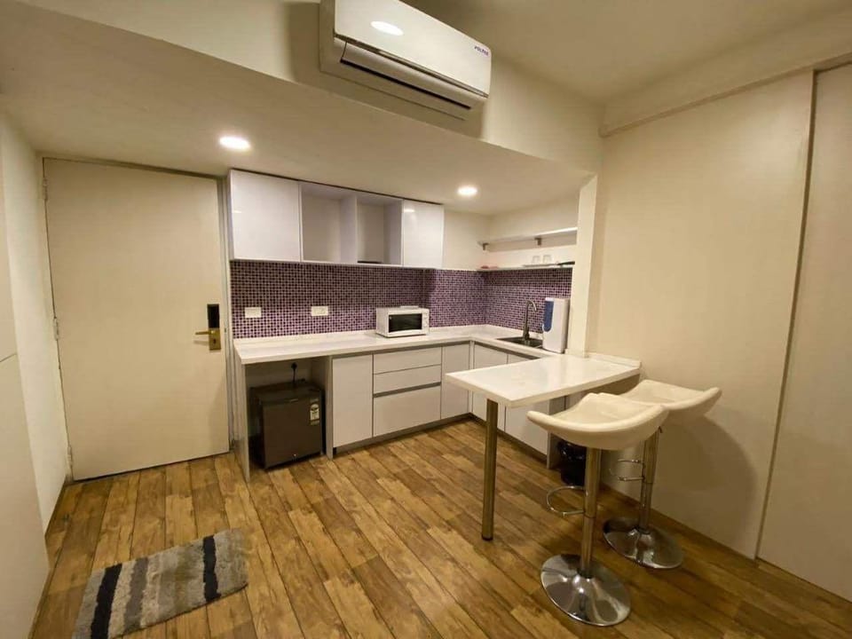 LUXURY STUDIO APARTMENT Apartment in Gujarat