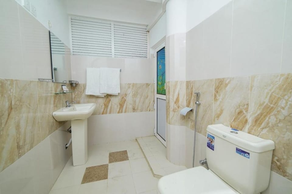 Grand View Tourist Guest by Senarath Hotel Vacation rental in Gangawatakorale