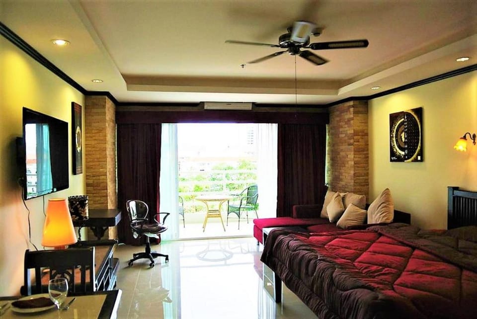 View Talay 5 studio apartment - close to the beach Apartment in Pattaya City