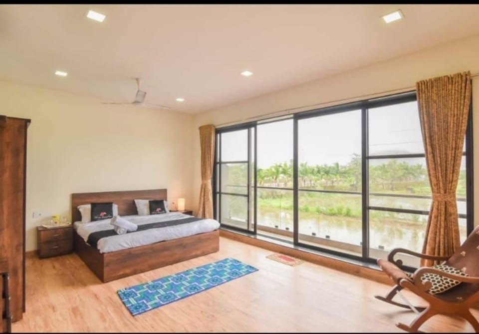 Mani villa-2 Villa in Aamby Valley City