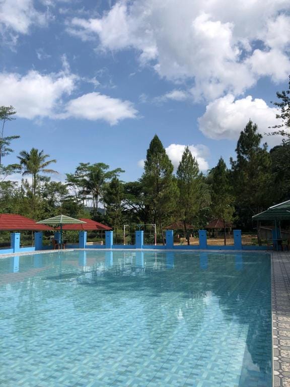 Lembah Tirta Balarea (Guest House) Vacation rental in West Java