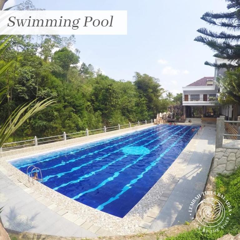 Lembah Tirta Balarea (Guest House) Vacation rental in West Java