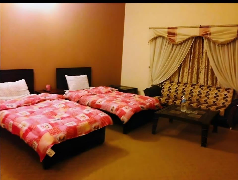 Magnum Hotel Hotel in Lahore