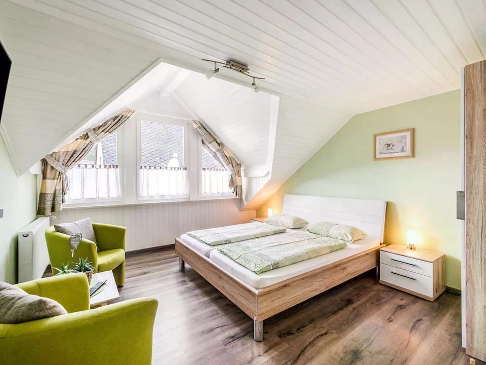 Alluring Holiday Home in Ernst with Balcony Vacation rental in Cochem-Zell