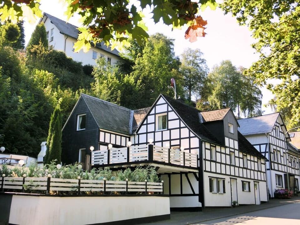 Ferienhaus in Oberkirchen nahe Skilift Apartment in Schmallenberg