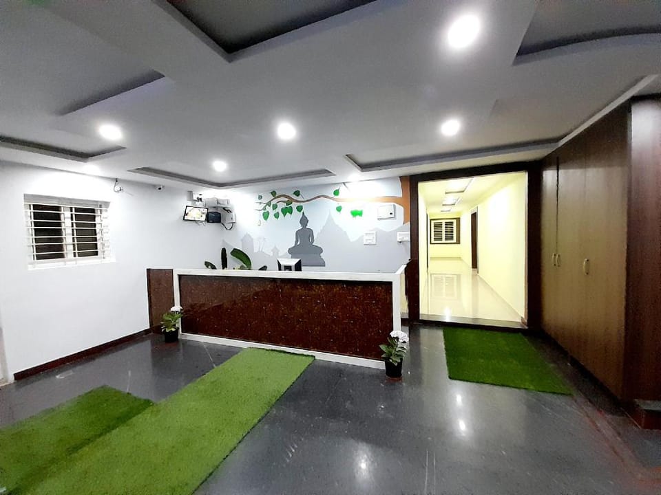 Red Key Airport Transit Stay Hotel in Tamil Nadu