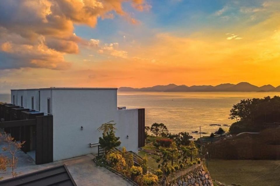 Namhae The Bay 007 Pension Bed and Breakfast in South Korea