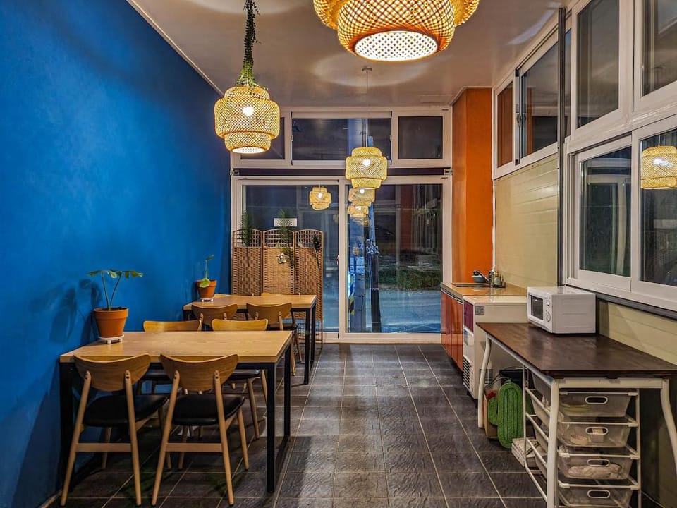 Geojae Beach Blue Aegyeon Pension Bed and Breakfast in South Korea