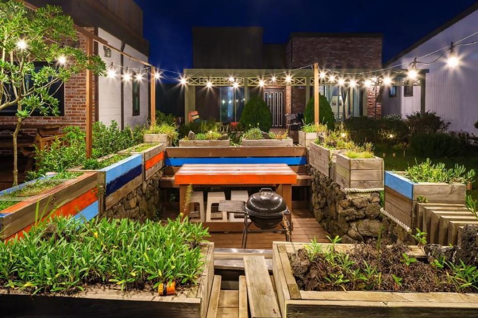 Jeju Jongdalrifeel House Bed and Breakfast in South Korea