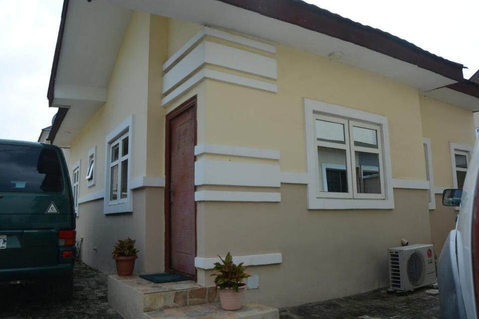 Quiet 2-Bedroom apartment unit in VGC Vacation rental in Lagos, Nigeria
