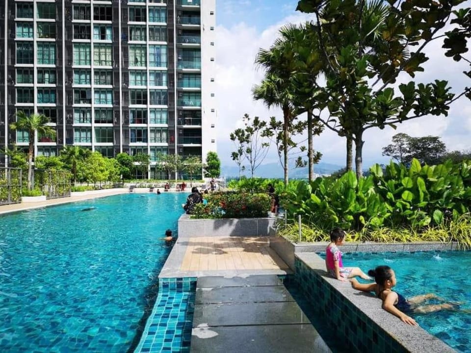 LA 302 @ Liberty Arc 1BR/3 Pax/WiFi/Parking/Nflix Vacation rental in Federal Territory of Kuala Lumpur