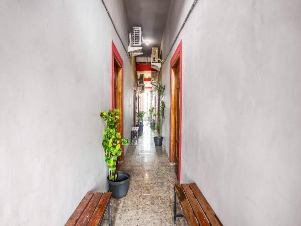 Hotel O Griyo Sonia Hotel in Surabaya