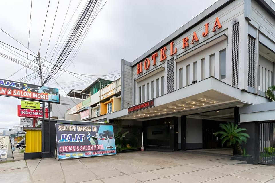 Urbanview Hotel Raja Jambi by RedDoorz Hotel in Indonesia
