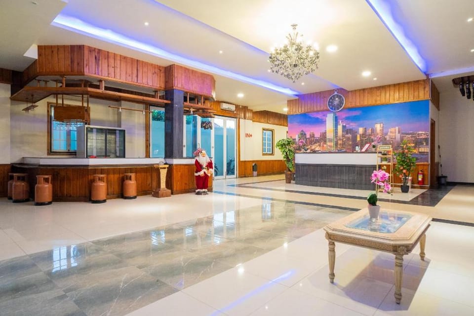 RedDoorz Plus @ Pondok Labu Hotel in South Jakarta City
