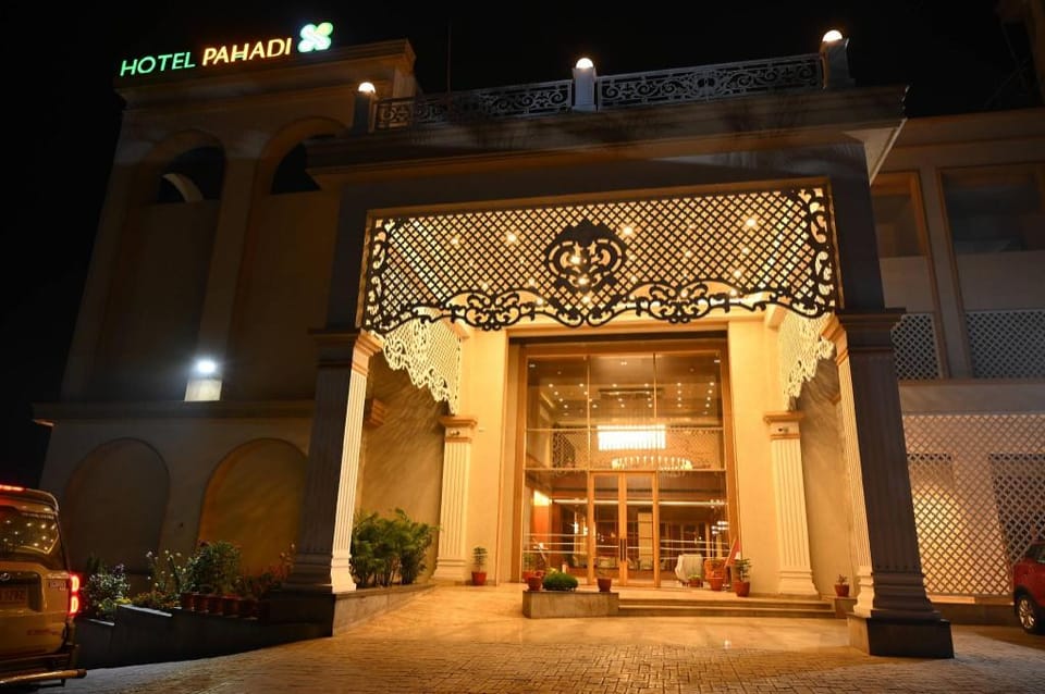 Hotel Pahadi Hotel in Odisha